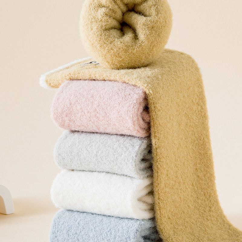 Mga medyas ng mga bata para sa mga batang lalaki at babae, plush tuwid na medyas ng tuhod, taglagas at taglamig makapal na imitasyon mink fur baby mahabang tubo medyas Mga medyas ng mga bata para sa mga batang lalaki at babae, plush tuwid na medyas ng tuhod, taglagas at taglamig makapal na imitasyon mink fur baby mahabang tubo medyas