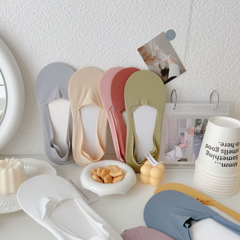 Morandi Ice Silk Splicing Ice Silk Tela Invisible Socks