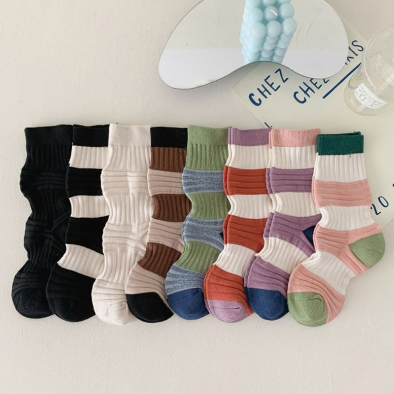 Mga medyas ng lantern, malalaking medyas ng bituka, sikat na internet na personalized na medyas, kababaihan ng tagsibol at tag -init sa tag -init, magkakaibang kulay na pleated mid tube medyas, Japanese pile medyas Mga medyas ng lantern, malalaking medyas ng bituka, sikat na internet na personalized na medyas, kababaihan ng tagsibol at tag -init sa tag -init, magkakaibang kulay na pleated mid tube medyas, Japanese pile medyas